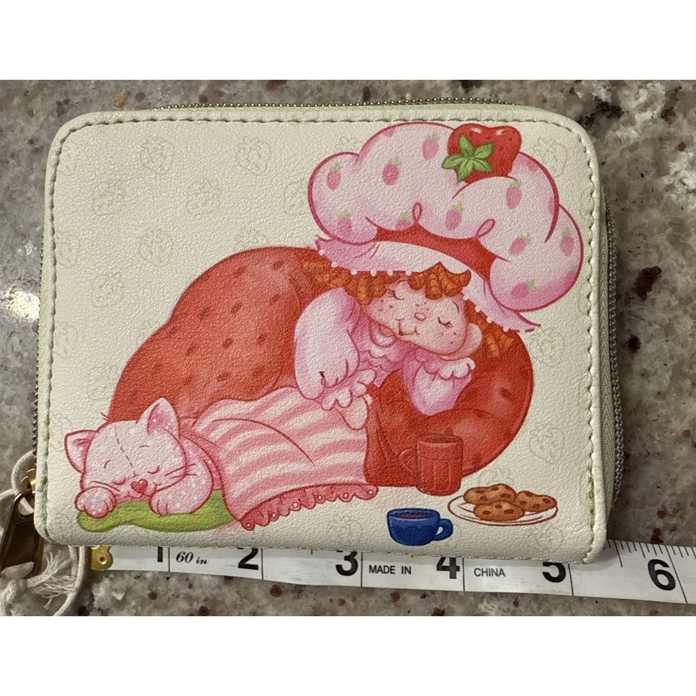 Loungefly Strawberry Shortcake Slumber Party with Custard the Cat - New / NWTs - Picture 7 of 9